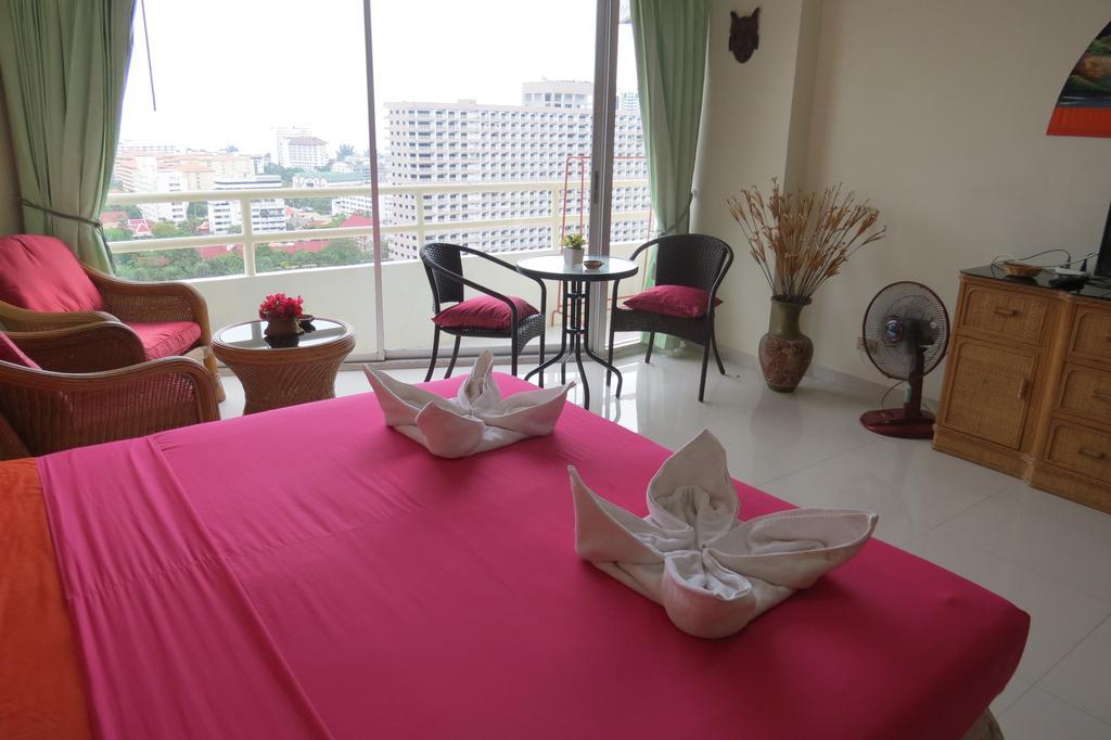 View Talay 1B Serviced Apartments Pattaya Exterior photo
